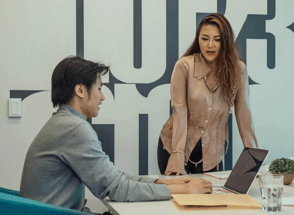 ecommece company office ecommece company office