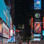 高匿英国住宅代理IP优化广告投放,助力海外独立站高效引流