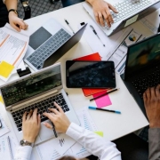 中小企业如何搭建稳定、高性价比的跨境办公网络?(附直播/电商/账号运营场景方案)